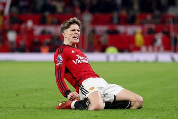 必一运动官方网站-滕哈赫：上半场就踢得很好，我们可以击败任何球队