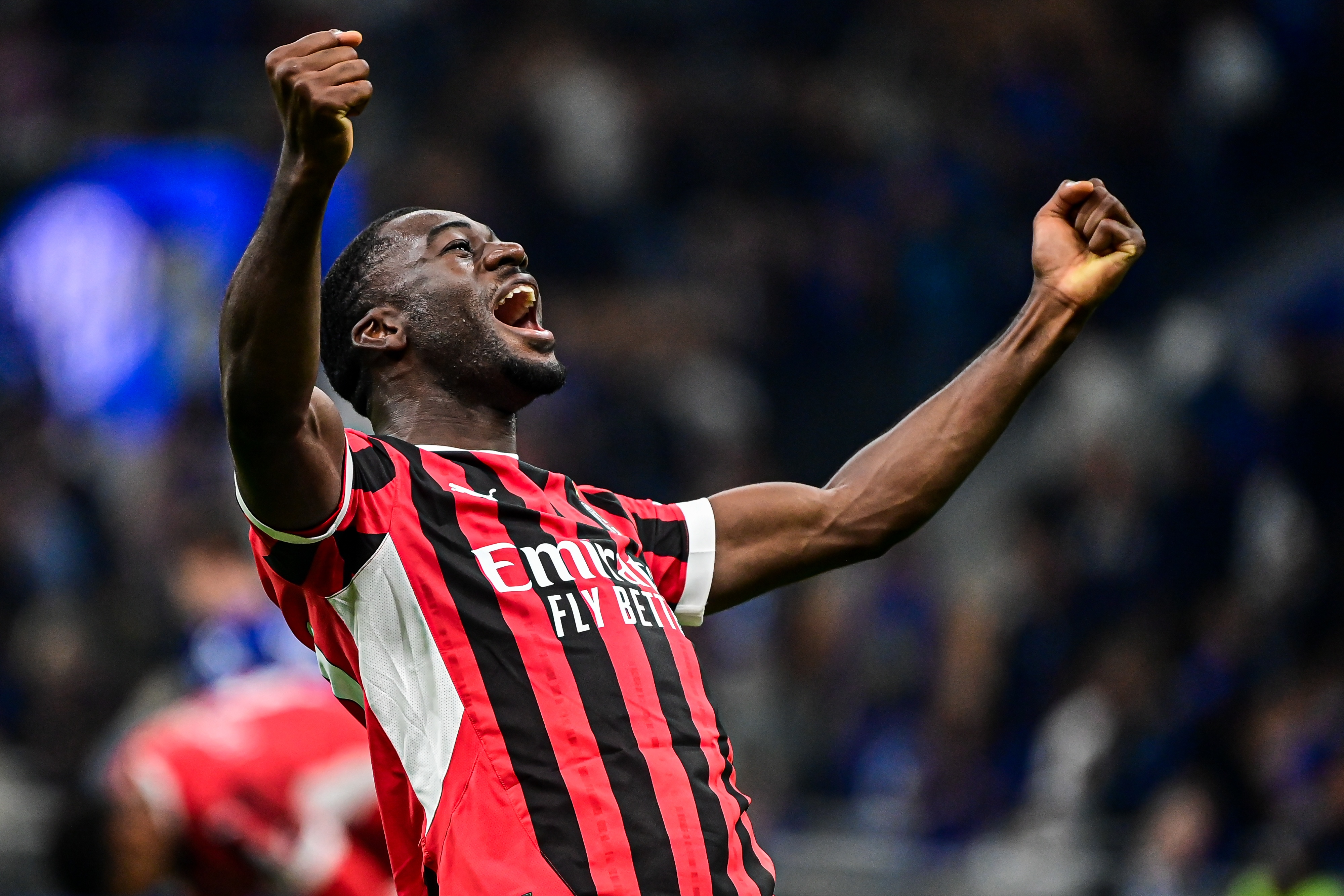 必一运动-记者：加拉塔萨雷愿报价3000万欧，但福法纳明确表态希望留在米兰